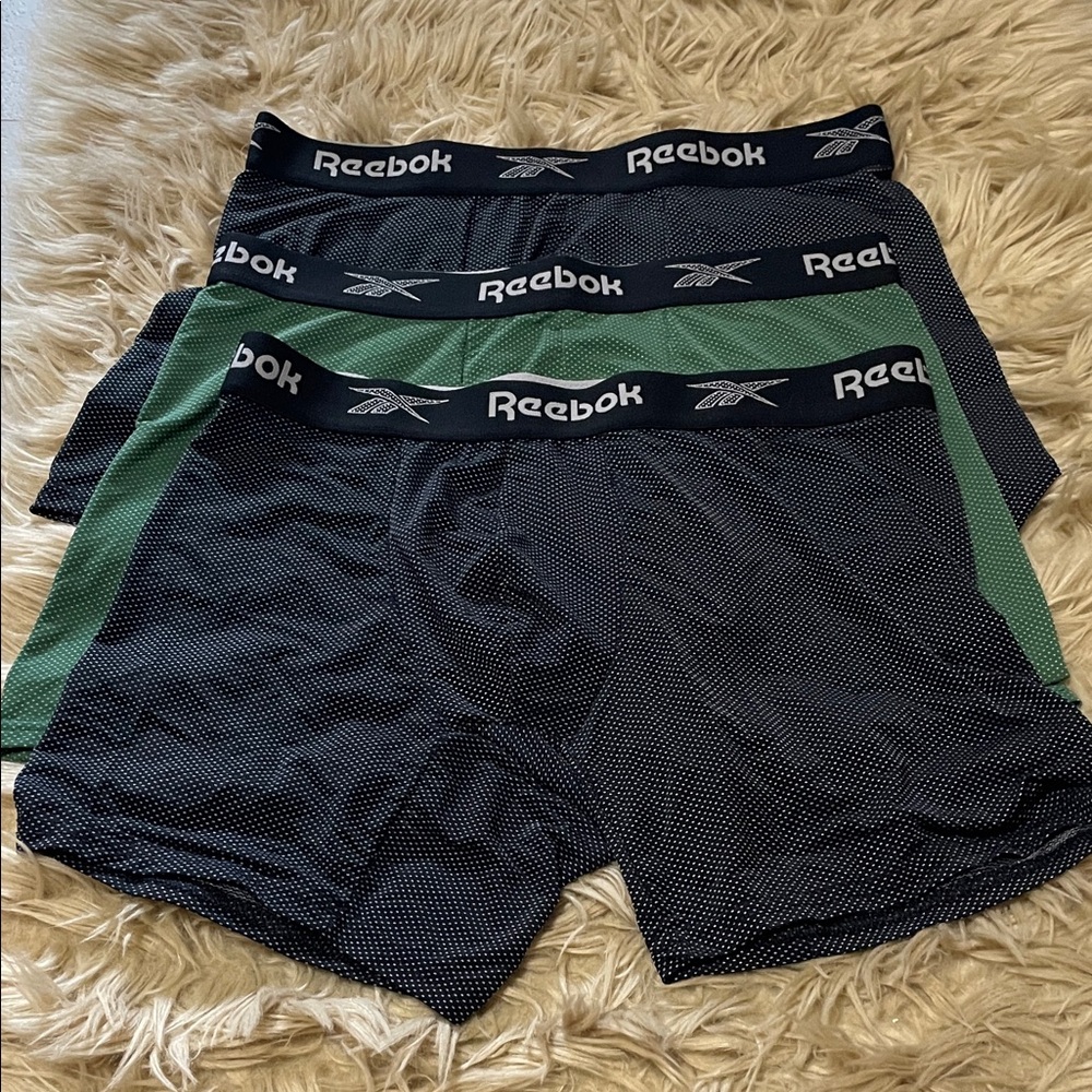 NWOT Reebok Men's Black and Green Boxers 3 Pack Set